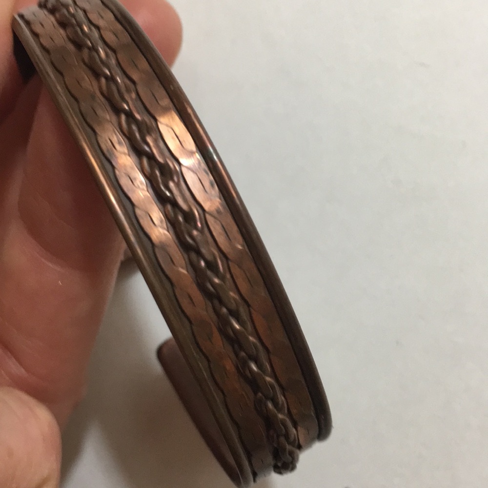 💋Copper Cuff bracelet twist detail 7” length - Picture 7 of 7